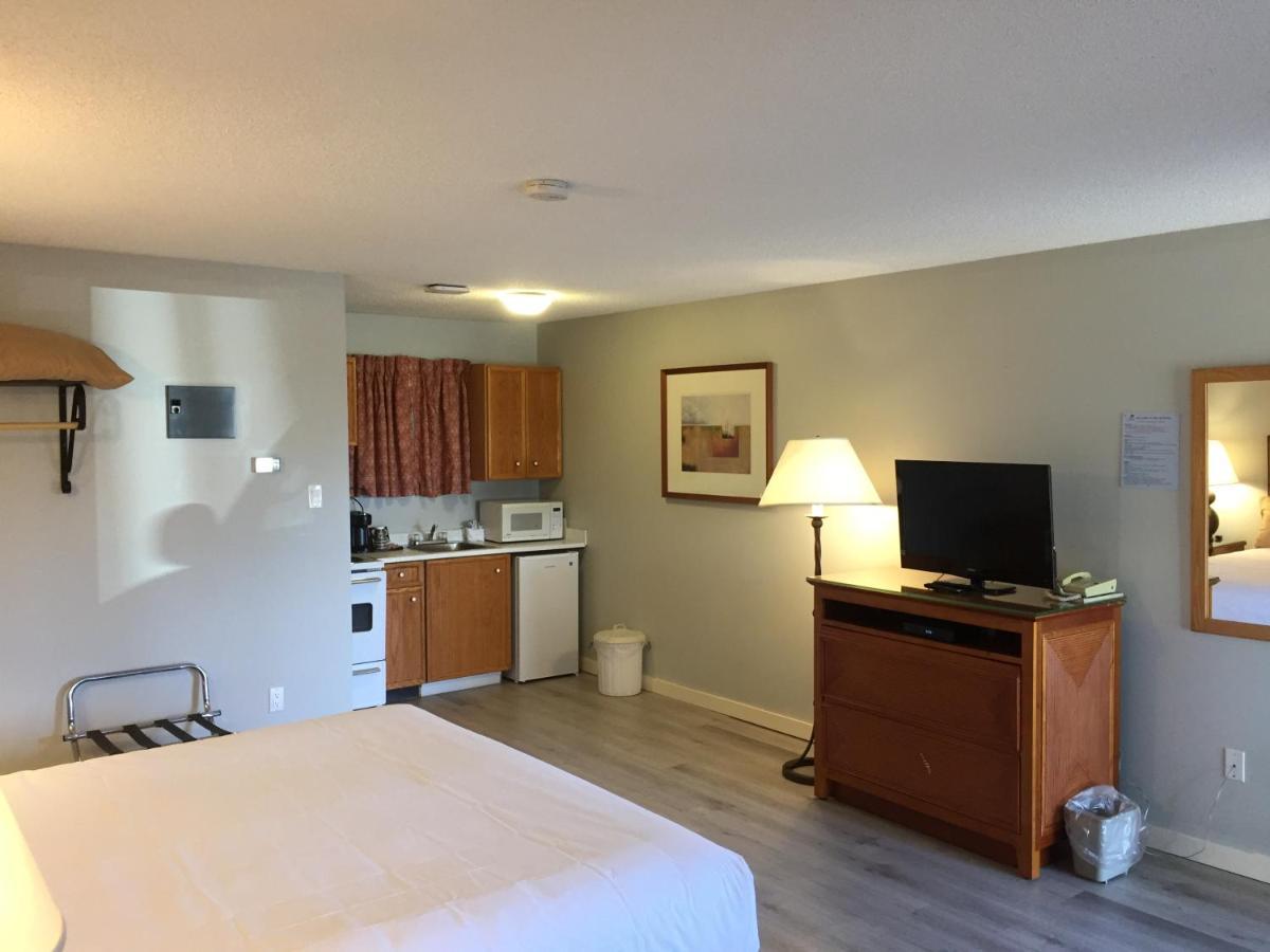Vip Motel Parksville Exterior photo