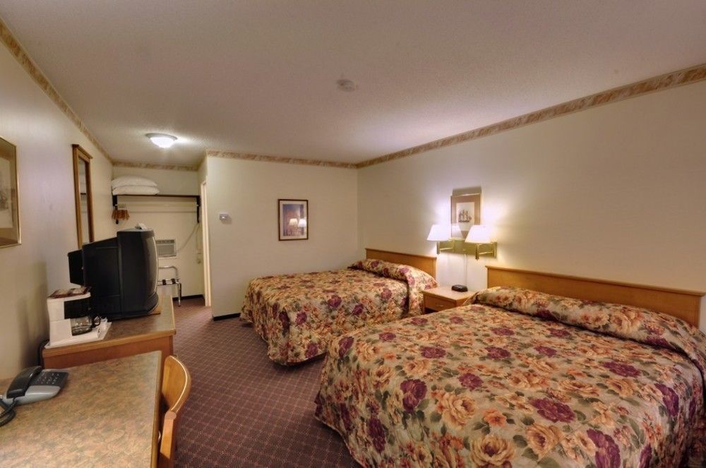 Vip Motel Parksville Exterior photo