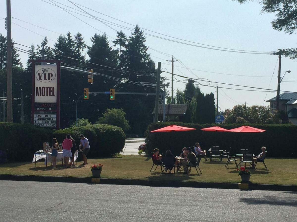 Vip Motel Parksville Exterior photo