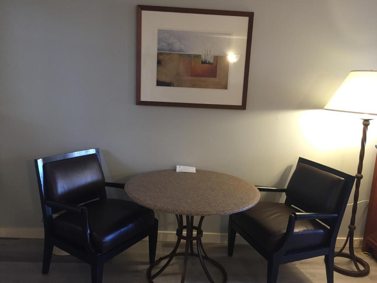 Vip Motel Parksville Exterior photo